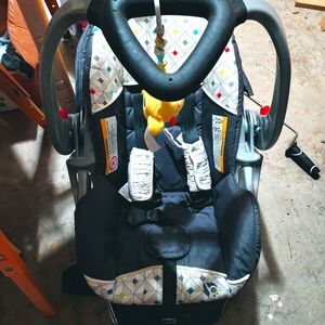 Baby carseat and base